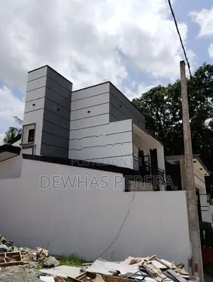2 story superb luxury house waboda road idighmula juntion Kadawatha