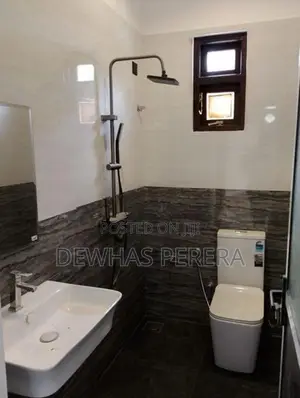 2 story superb luxury house waboda road idighmula juntion Kadawatha