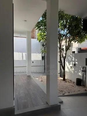 Brand New Luxury House For Sale In Piliyandala Madapatha