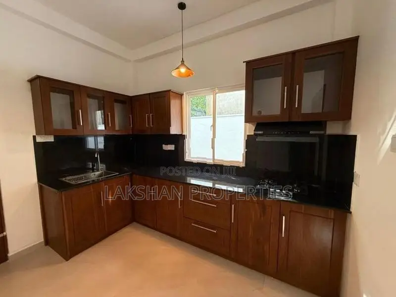 Brand New Luxury House For Sale In Piliyandala Madapatha