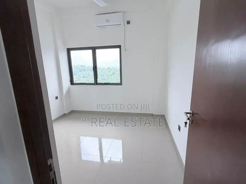Brand New Luxury Golf Apartment – Canterbury Resort - REF 26