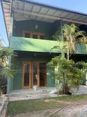 Villa 6 Bed Bath AC Room Beach & Swimming Pool Habaraduwa Talpe Galle