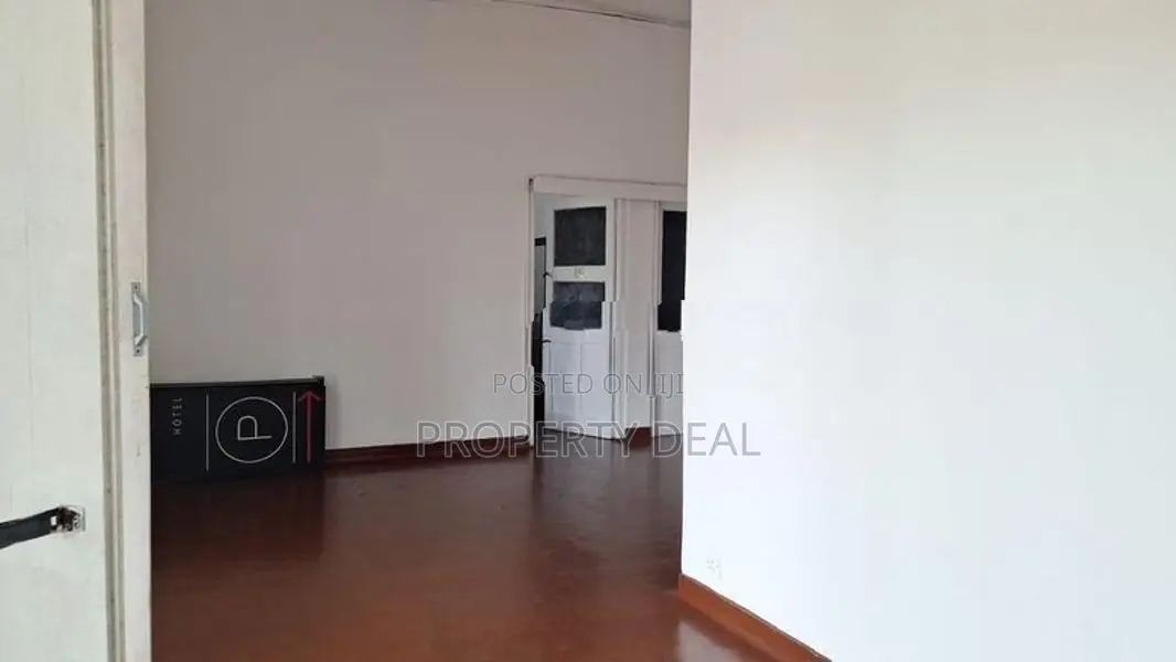 Commercial Building for Rent Colombo 05 - PDC121