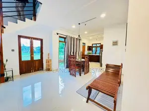 (AR99) Fully Furnished Modern Villa for Renny in Makumbura