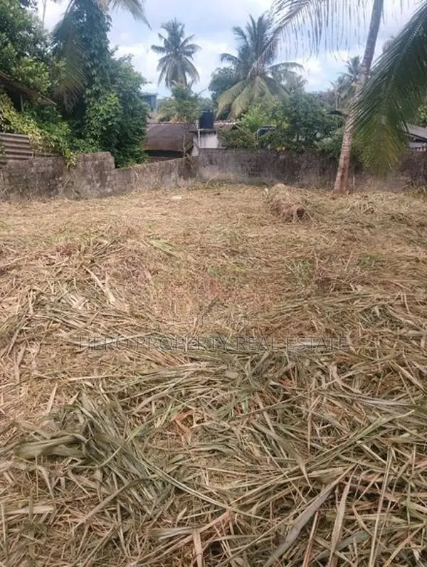 පර්චස් 15.5ක වටිනා බිම් කොටසක් අතුරුගිරිය නගරයට ආසන්නයෙන් විකිණීමට