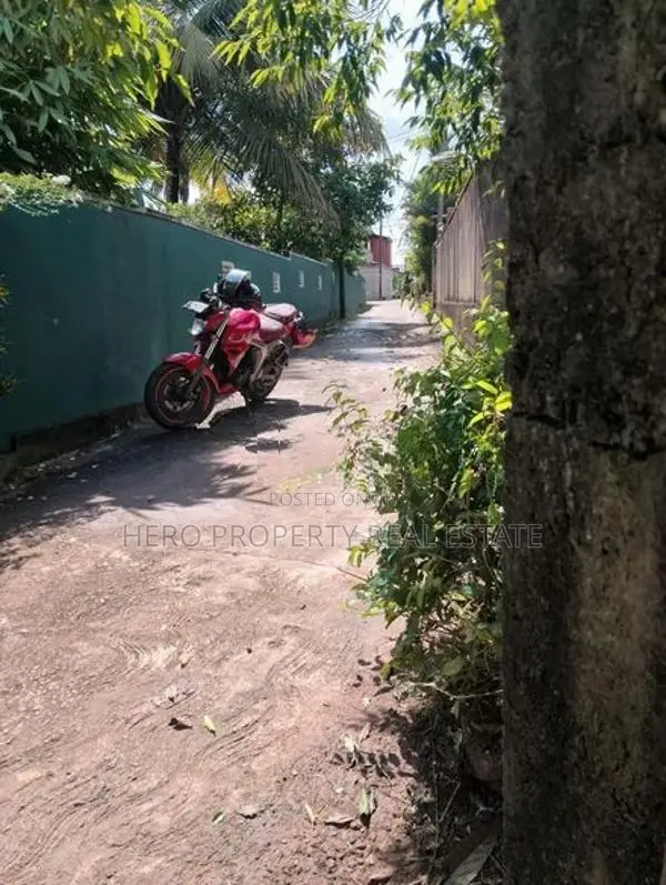 පර්චස් 15.5ක වටිනා බිම් කොටසක් අතුරුගිරිය නගරයට ආසන්නයෙන් විකිණීමට