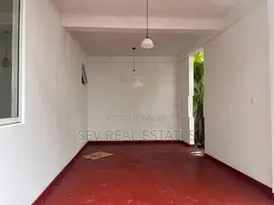 Nugegoda Two Storied House for Rent Office