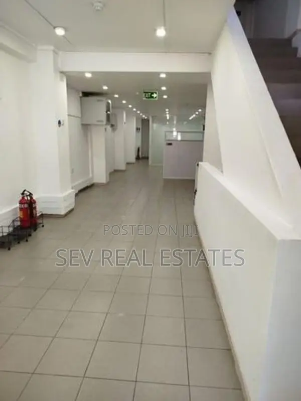 Colombo 7 - Commercial Building for Rent 15,000Sq