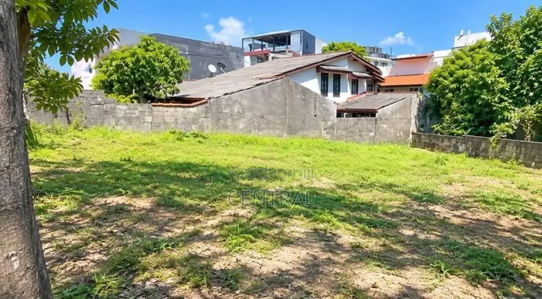 Residential Land for Sale in Mount Lavinia (C7-10547)