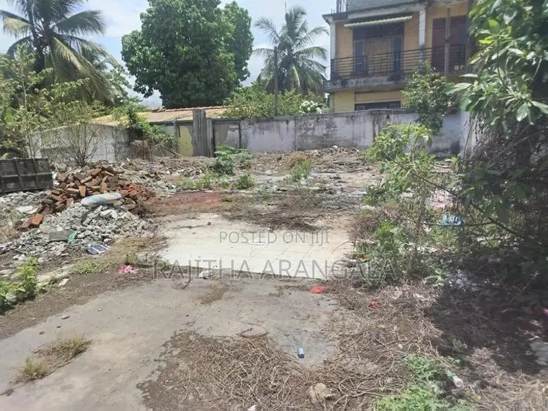 26 P Commercial Land in Wattala for Lease