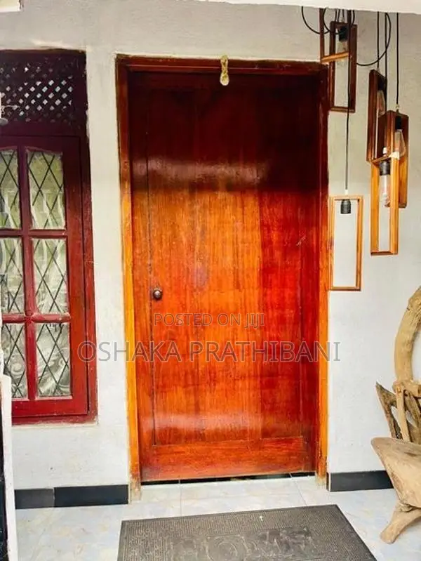 Sale - Beautiful House in Colombo 15