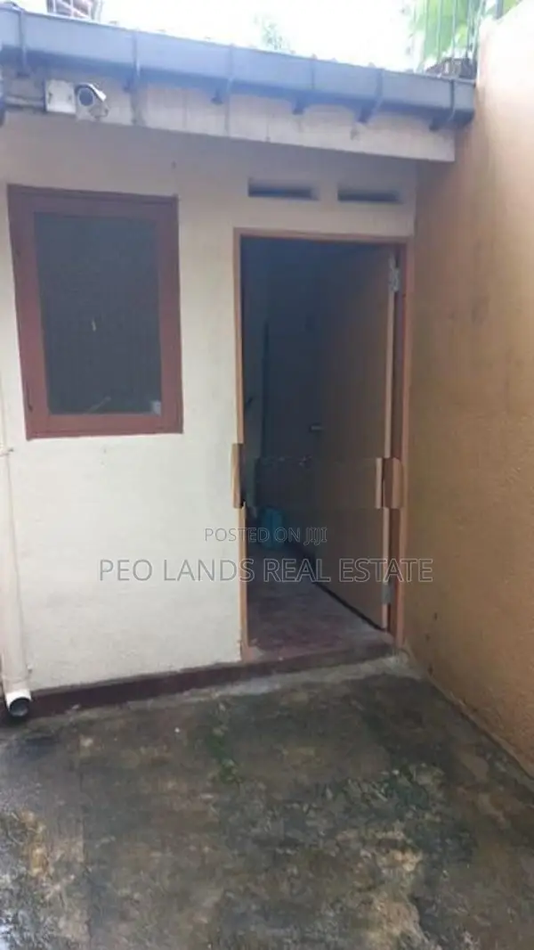(SR1578) Two Storey House for Rent in Thalawathugoda