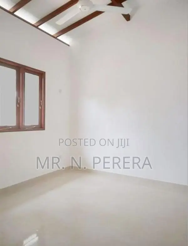 Second Floor for Rent at Kalubowila 𝐍𝐑𝐄 𝟕𝟔