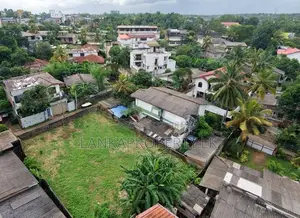 Prime Residential Land for sale near Kadawatha Town.