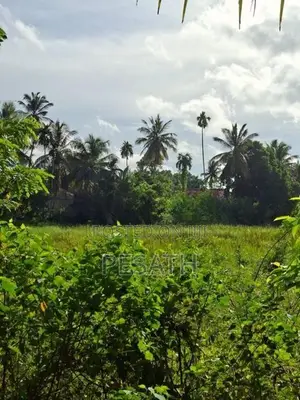 Land For Sale Including Single Story House Athurugiriya