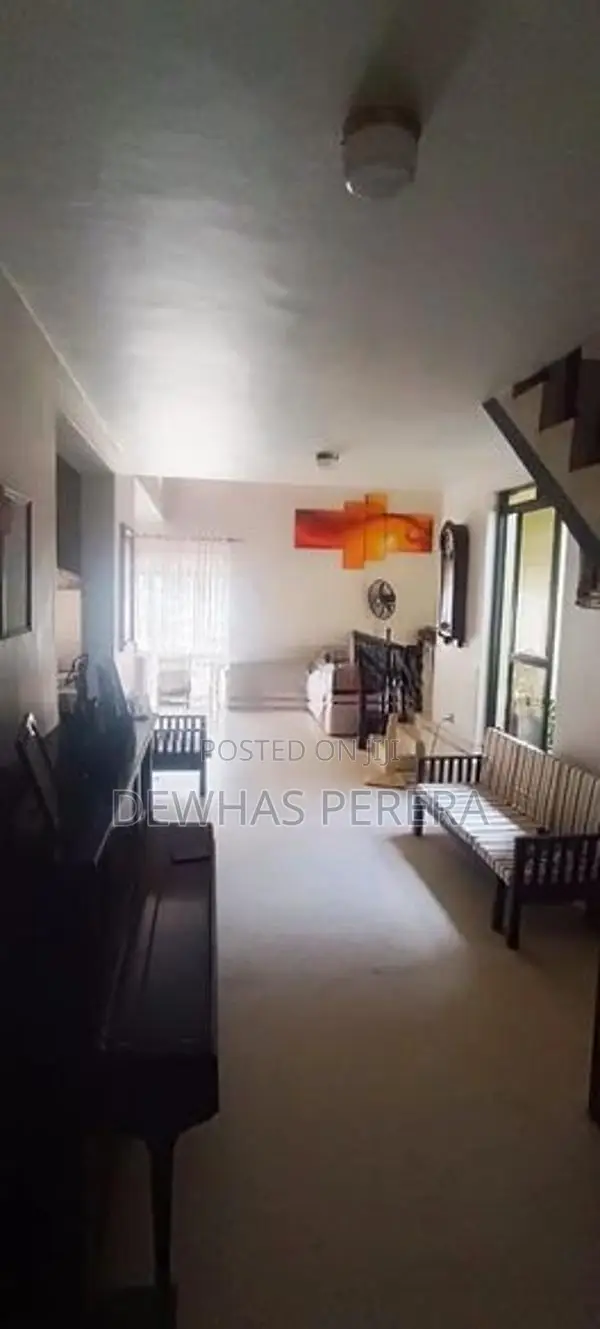 Any proposed /2 story house /building kapuwatta city kapuwathha ja ela