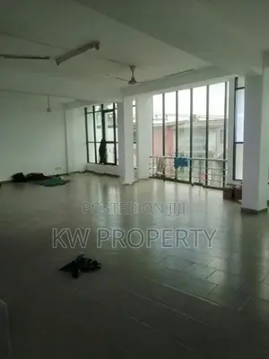 4 story building for rent in Boralasgamuwa