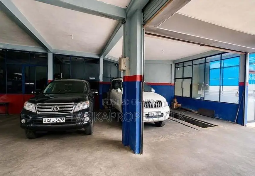 Well Running Automobile Business with Commercial Property for Sale