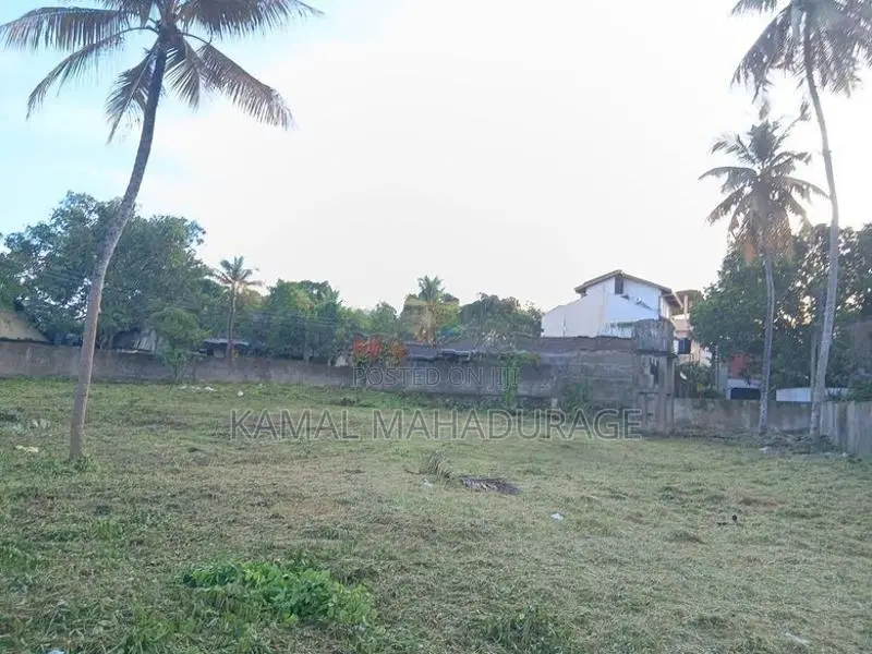 Land for Sale බත්තරමුල්ල