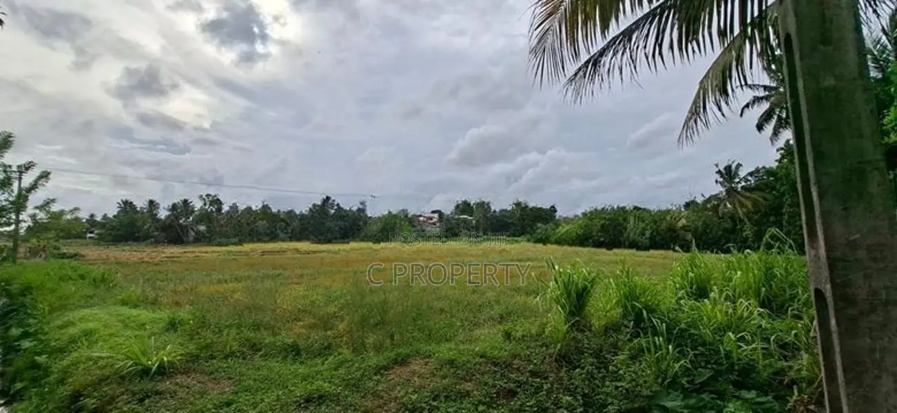 Super Land for sale Maharagama waththagedara