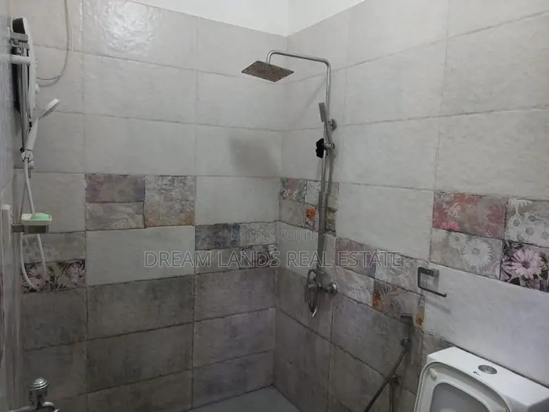 Singal story stand a lone house for rent rajagiriya