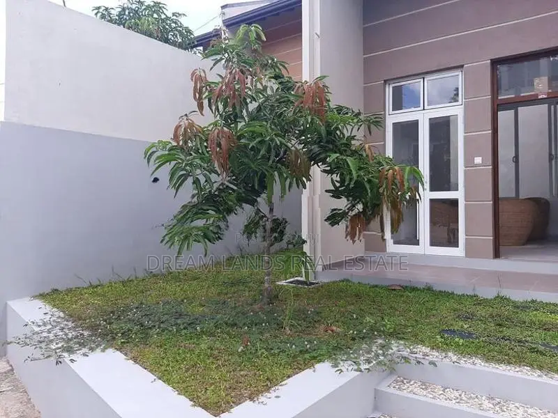 Waterfalls Residencies two storied house for rent malabe