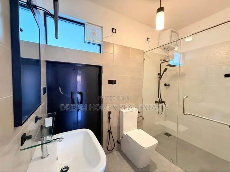 Modern Luxury House for Sale – Pannipitiya (Kanvin City)