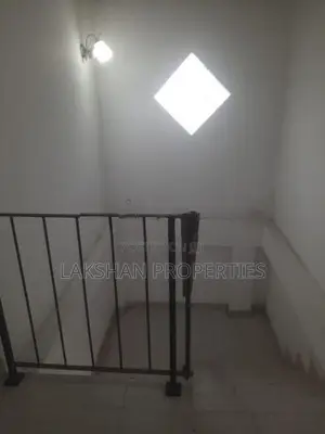 First Floor House For Rent In Boralesgamuwa (with Furniture )