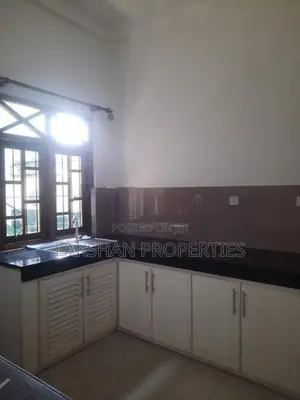 First Floor House For Rent In Boralesgamuwa (with Furniture )