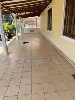 (AL251) 20 Perch Land with Two Storey House for Sale in Homagama