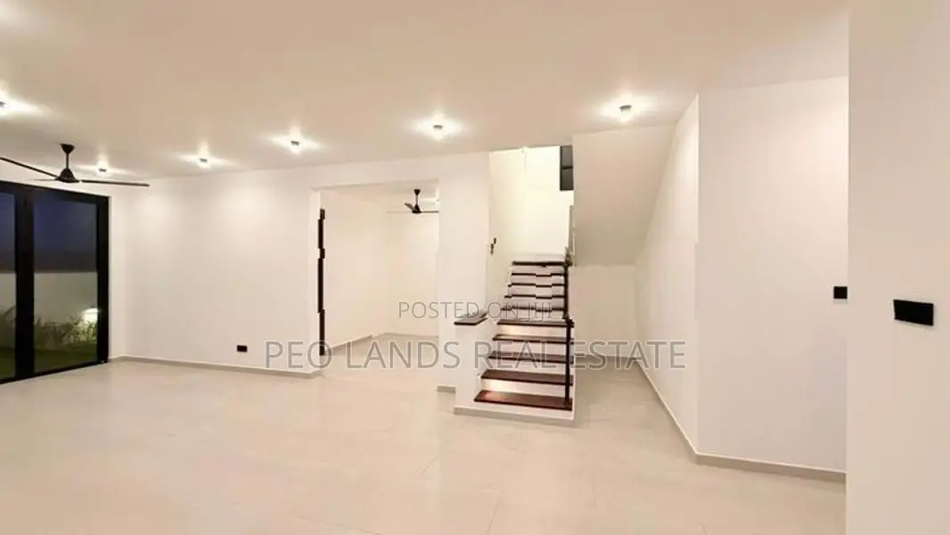 (SH1415) Two Storey Luxury House for Sale in Thalahena