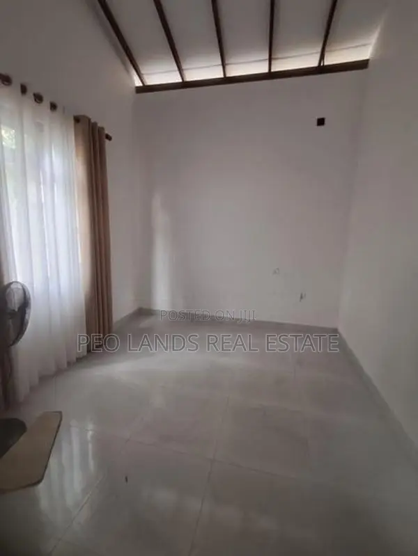 (AH242) Newly Built House for Sale in Kottawa