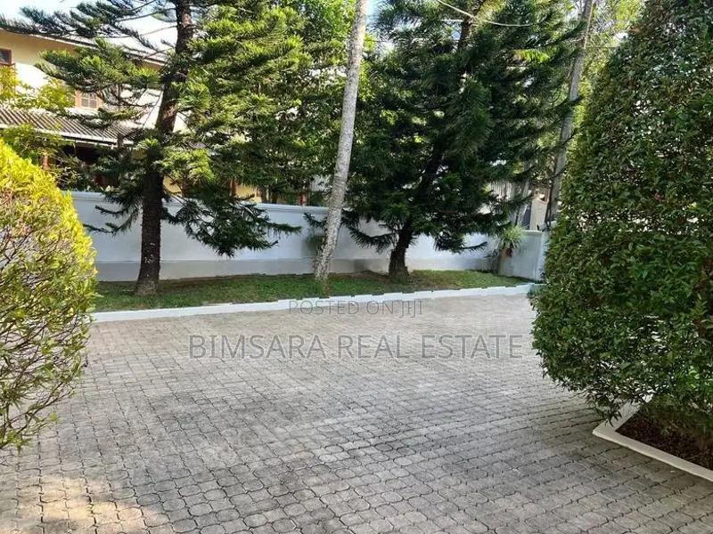 50 Perch Land in Akuregoda – Prime |sl14861