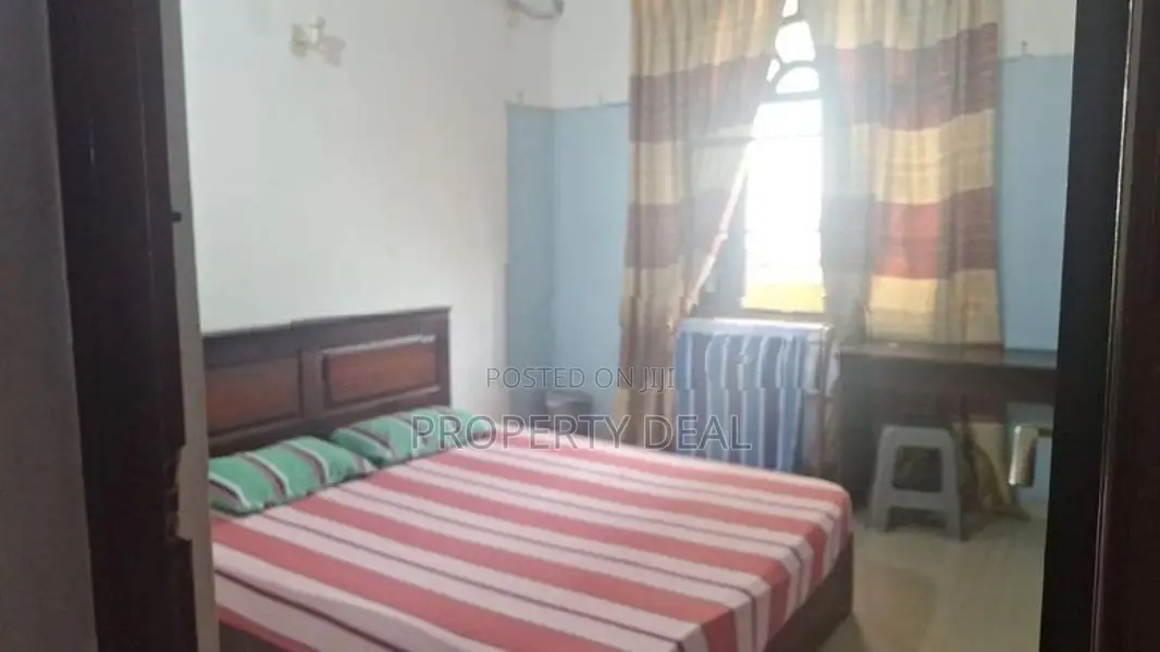 8 BR Hotel / Commercial Property for Rent in Colombo 04 – PDC136