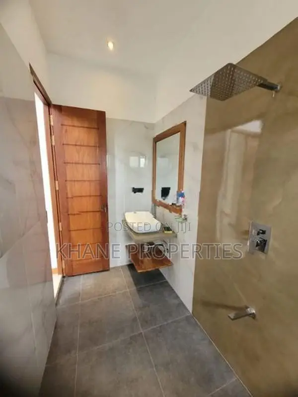 Brand new 3-storey house for sale in Kirillawatte, Kadawatha