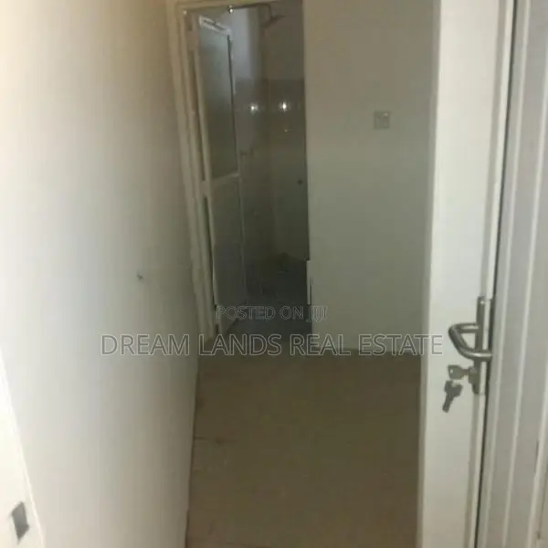 COMMERCIAL BUILDING FOR RENT IN JA-ELA (SP1314)