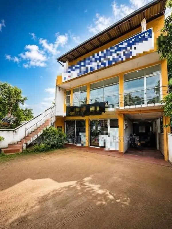 COMMERCIAL BUILDING FOR SALE IN BANDARAGAMA (SP1235)