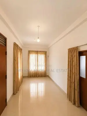 COMMERCIAL BUILDING FOR SALE IN BANDARAGAMA (SP1235)