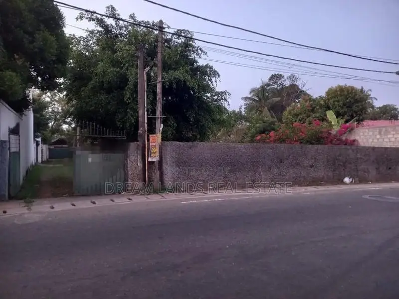 COMMERCIAL LAND FOR SALE IN WATTALA (SP1317)