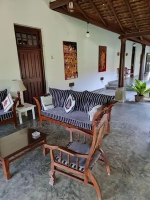Villa For Sale In Tangalla