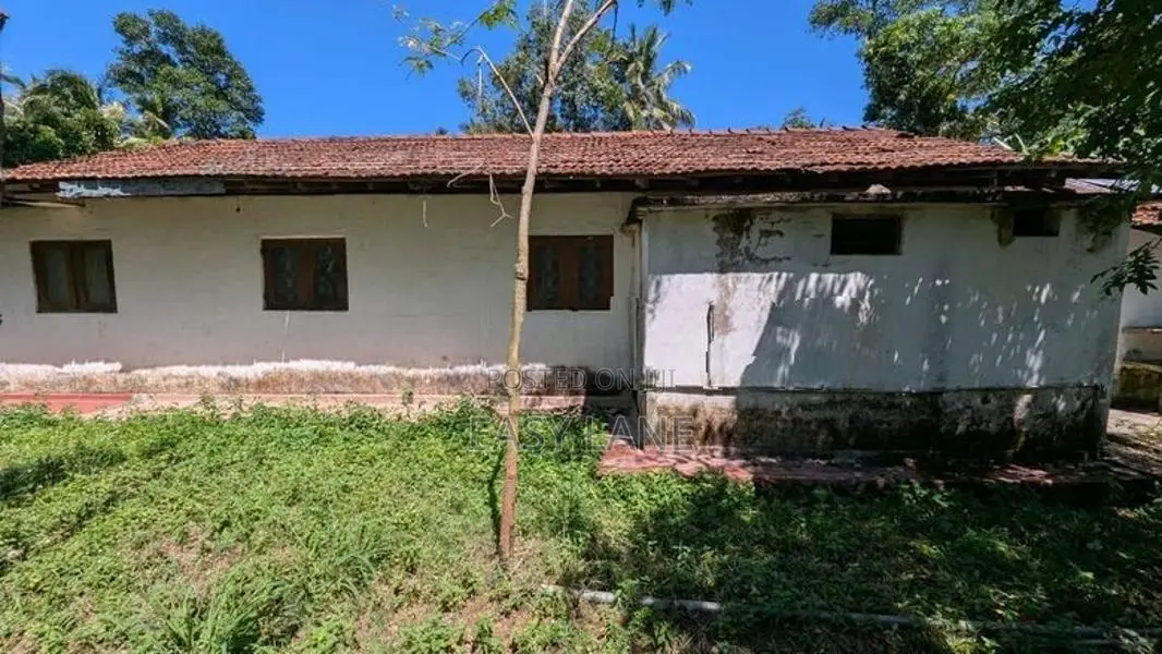 රාගම – බටුවත්තෙන් වටිනා ඉඩමක්!
