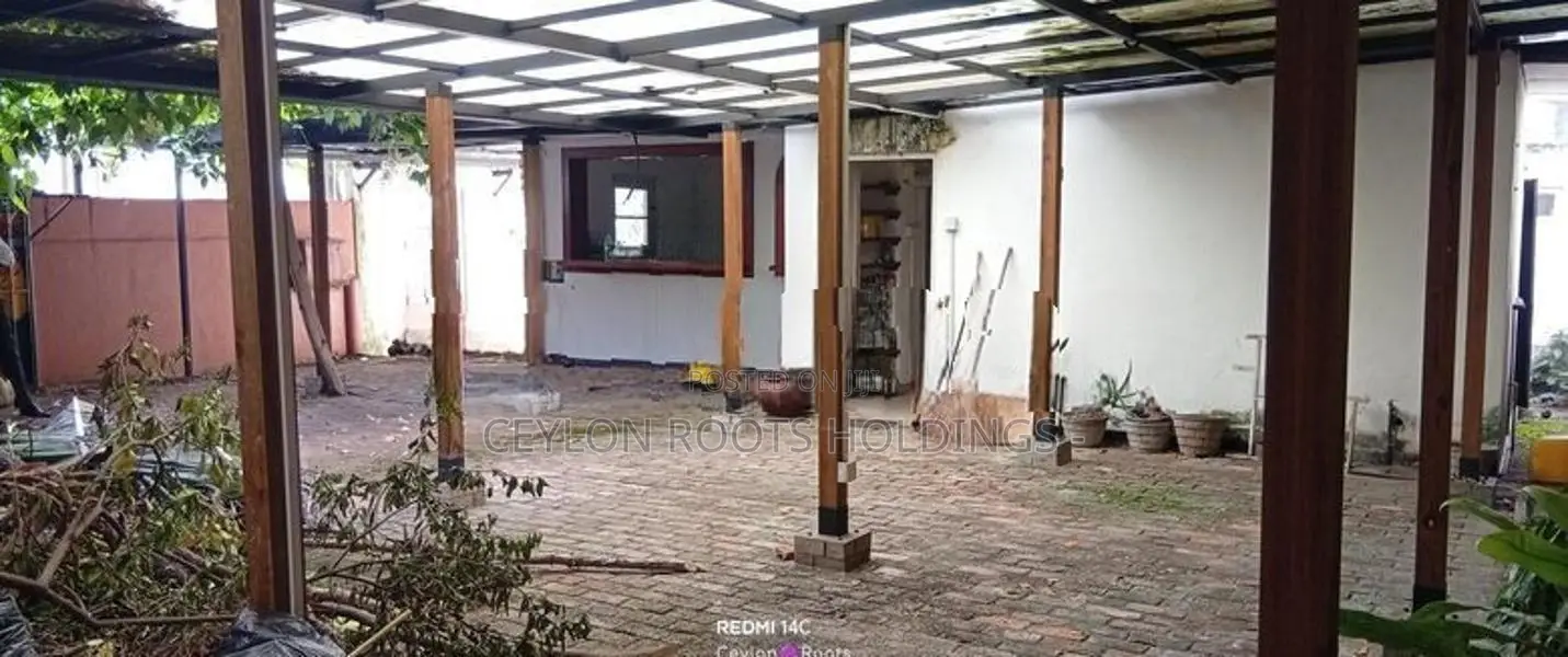 Main Rd Facing, Highly Commercial Value Property for Rent in Pitakotte
