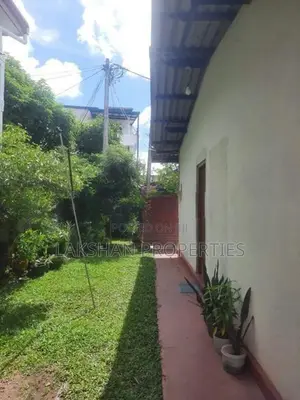 House For Sale In Boralesgamuwa Pirivena junction