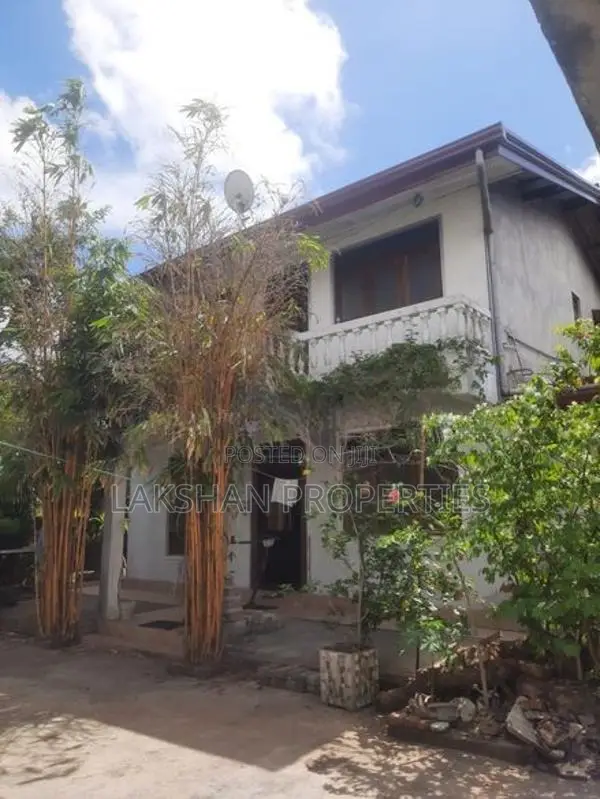 House For Sale In Boralesgamuwa