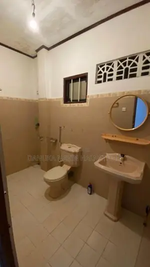 Spacious 3BR Apartment Private Floor for Rent – Rathmalana