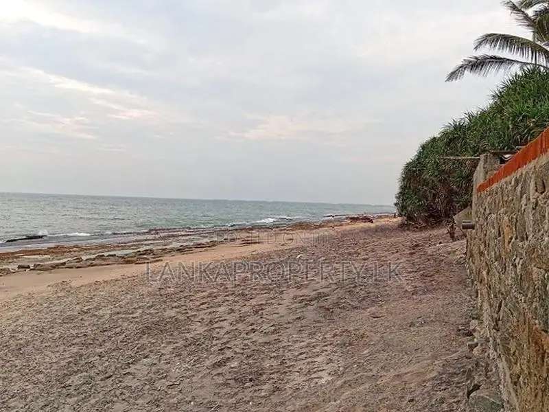 Prime Beachfront Land for Sale Pitipana, Negombo.