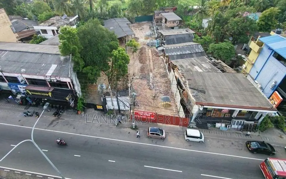 1 Acre Main Road Facing Commercial Land for Sale / Lease in Kiribathgo