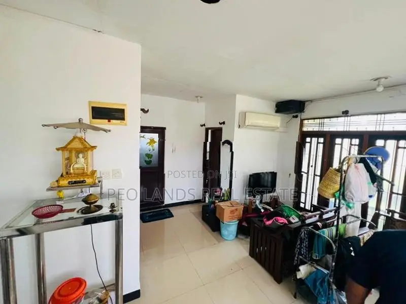 (AH113) Two Storey House for Sale in Homagama