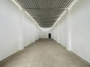 ( YC-1166) Valuable Commercial Shop Space Rent in Athurugiriya,Panagod