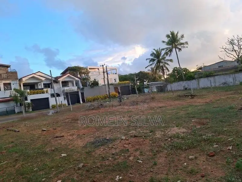 Commercial Land For Rent - Egodauyana Junction In Moratuwa